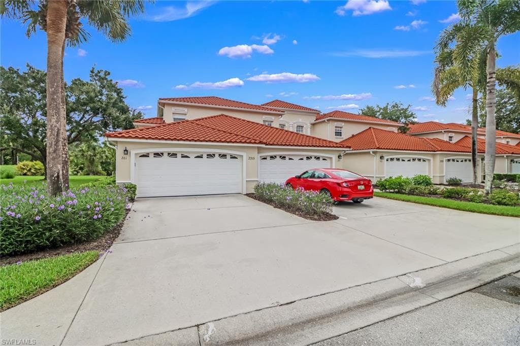 3315 Grand Cypress Dr. 201 NAPLES, FL 34119