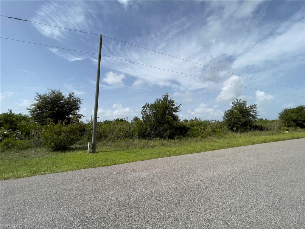 2709 58th ST W LEHIGH ACRES, FL 33971