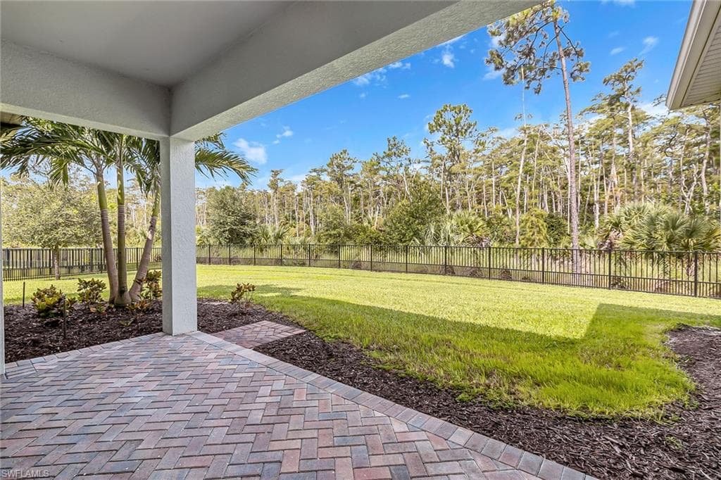 3668 Pilot CIR NAPLES, FL 34120