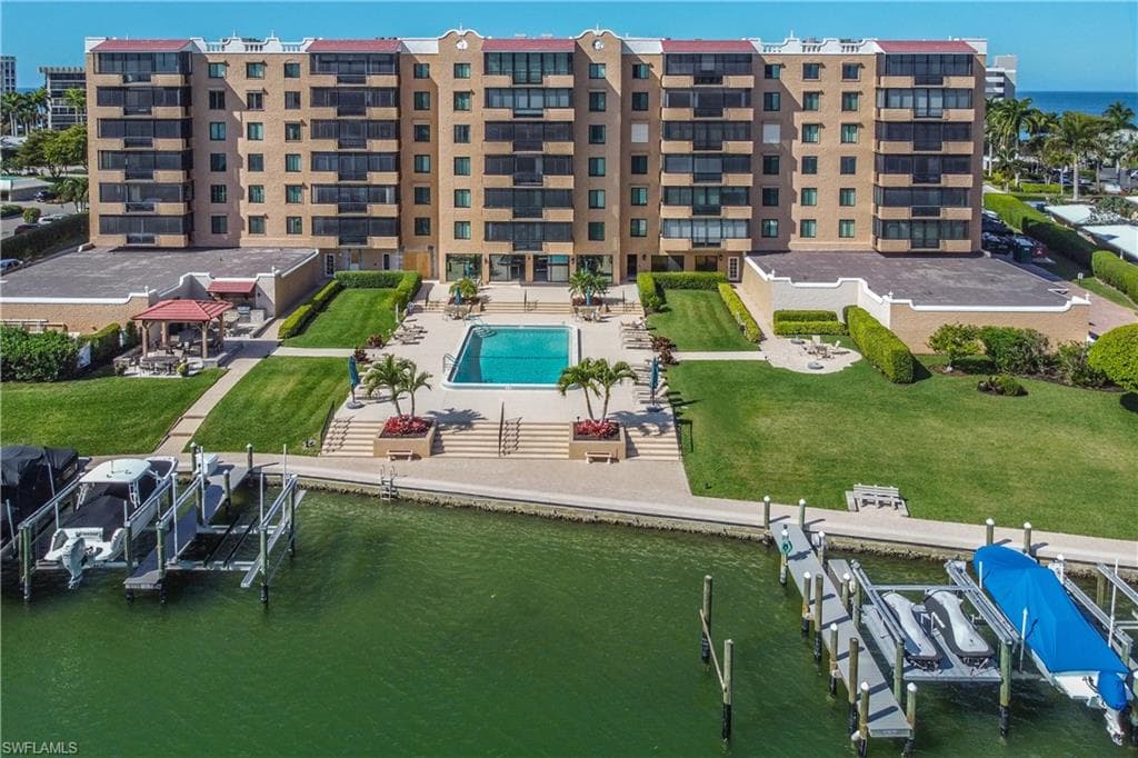 3430 Gulf Shore BLVD N 3H NAPLES, FL 34103