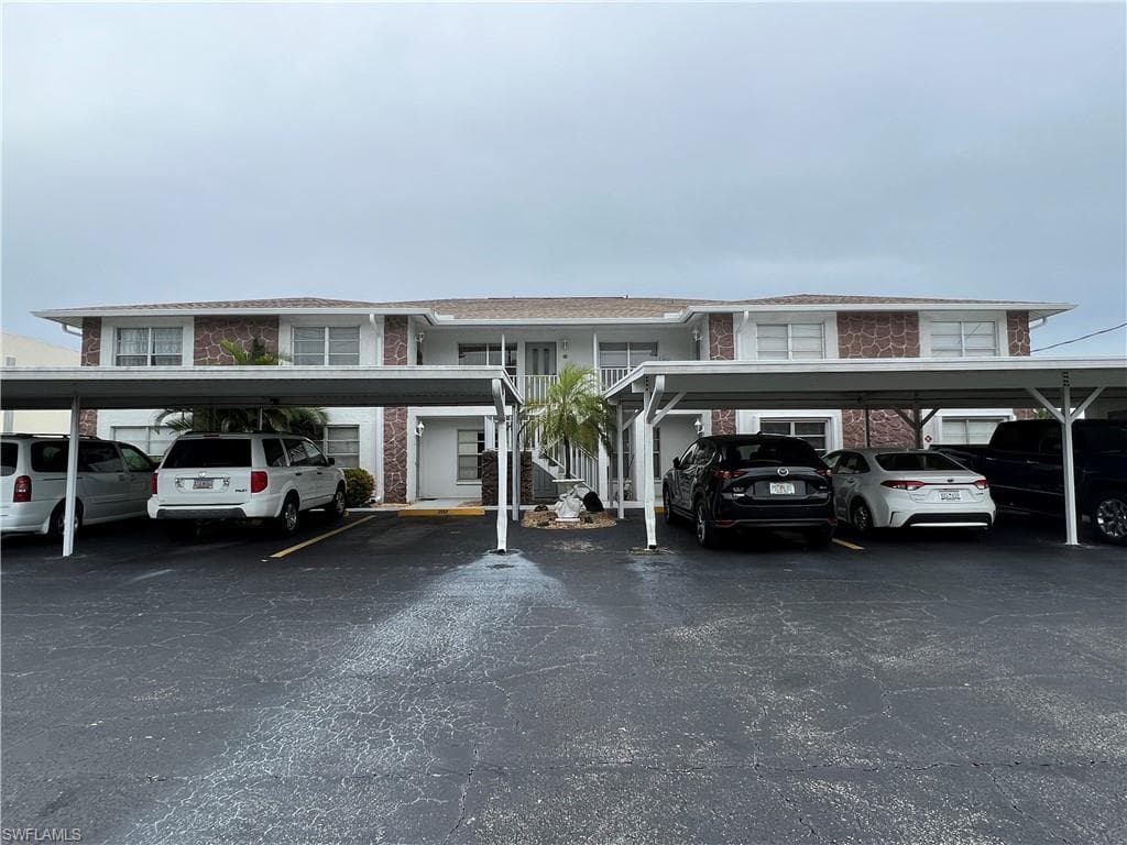 906 SE 46th ST 203 CAPE CORAL, FL 33904