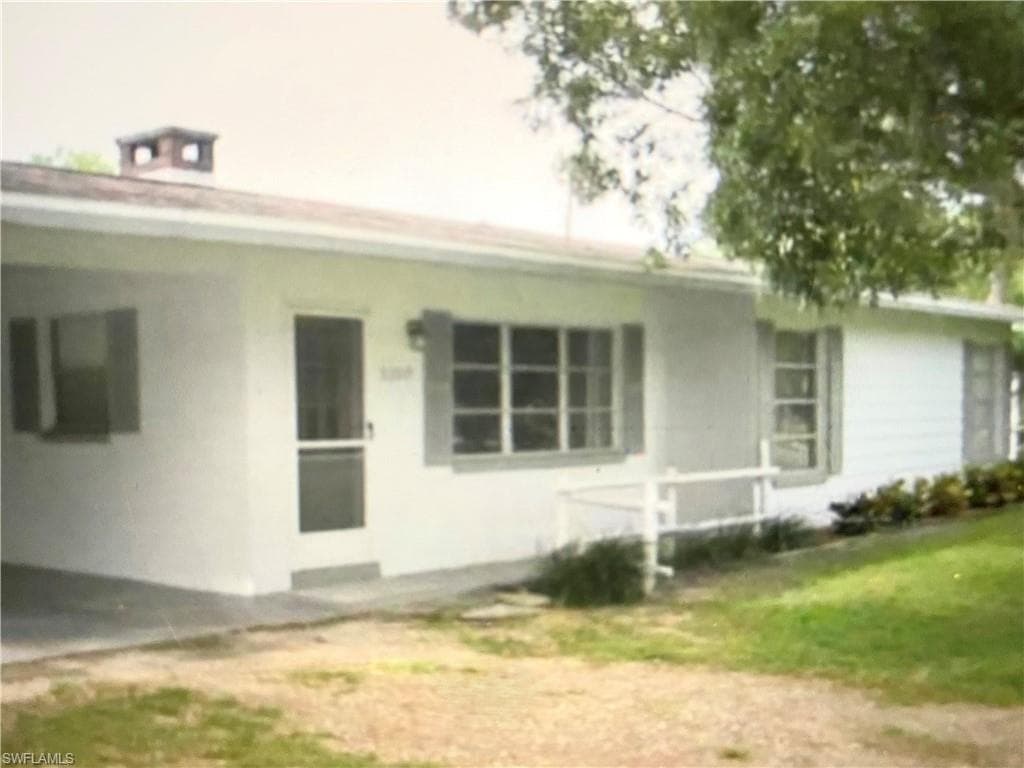 2260 Jasper AVE FORT MYERS, FL 33907