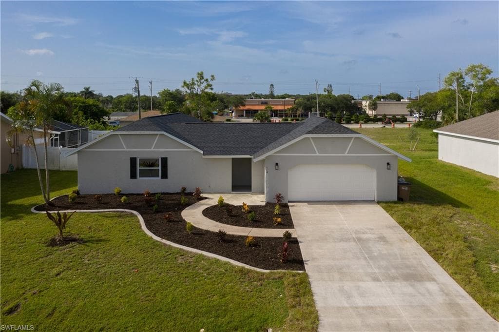 118 SE 10th TER CAPE CORAL, FL 33990
