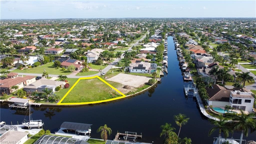 1202 SW 54th ST CAPE CORAL, FL 33914