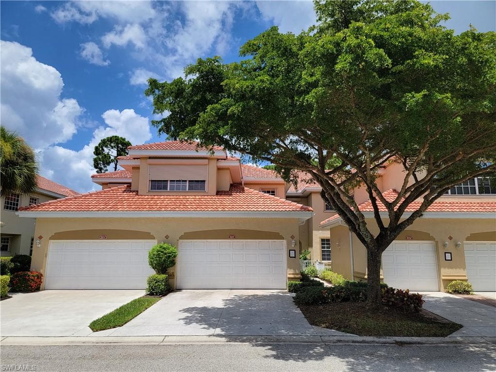 14010 W Hyde Park DR 101 FORT MYERS, FL 33912