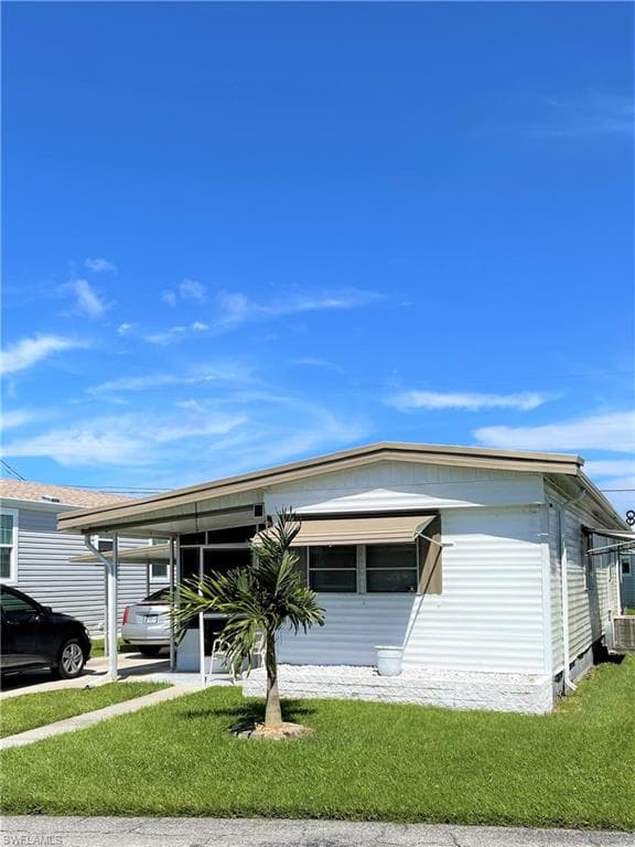 20651 Port DR ESTERO, FL 33928