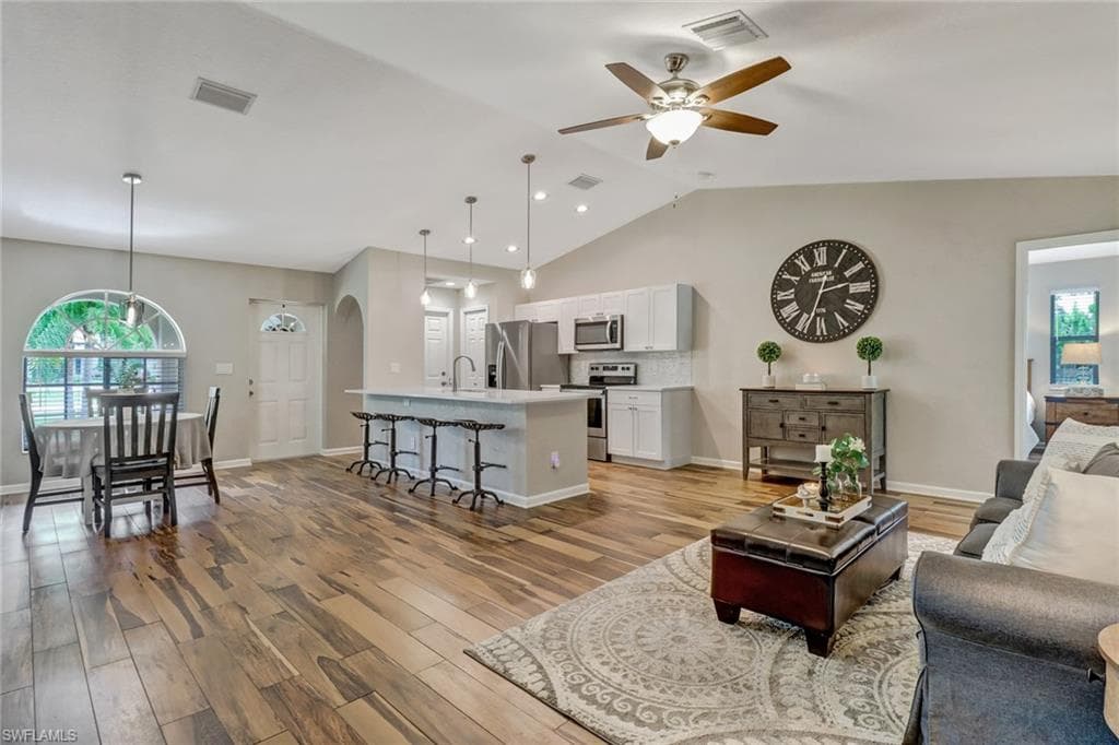 24033 Rodas DR BONITA SPRINGS, FL 34135
