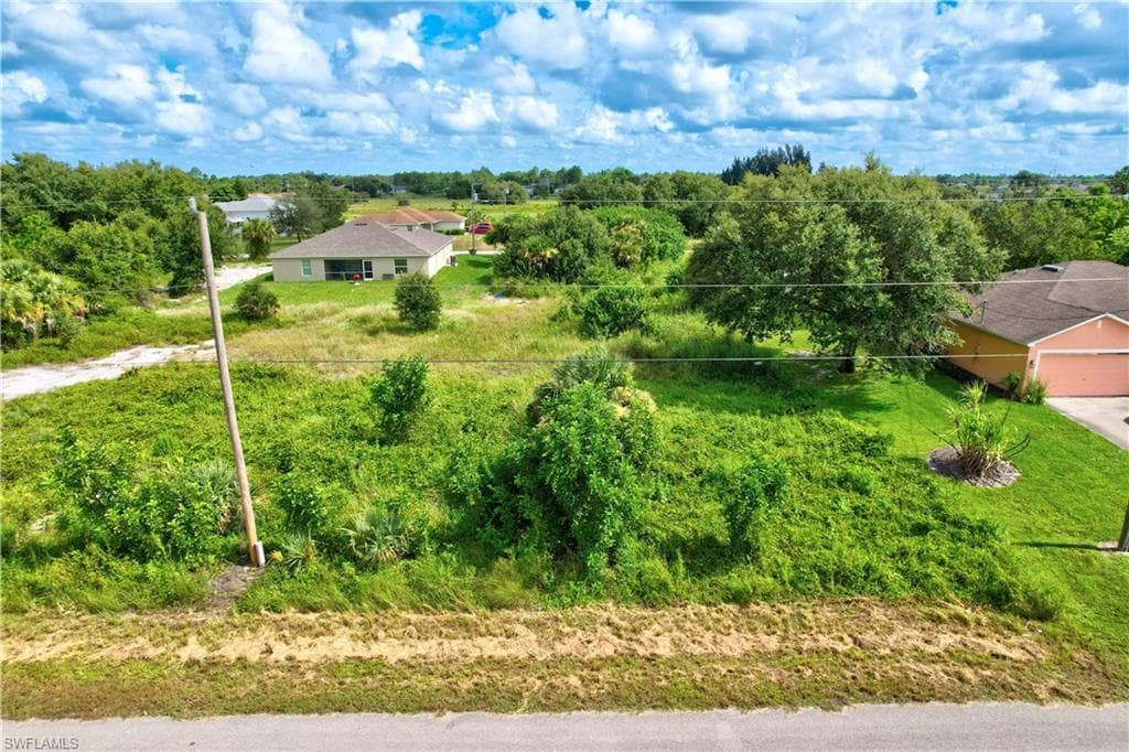2802 49th ST SW LEHIGH ACRES, FL 33976