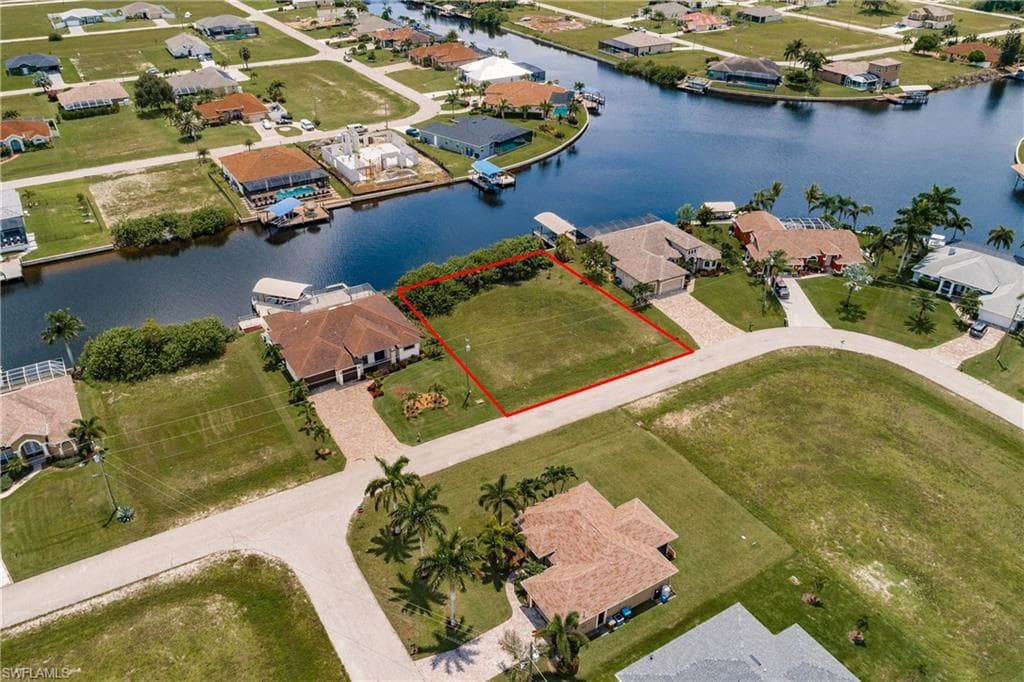 3524 NW 10th ST CAPE CORAL, FL 33993