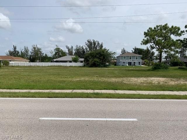 1413 Trafalgar PKWY CAPE CORAL, FL 33991