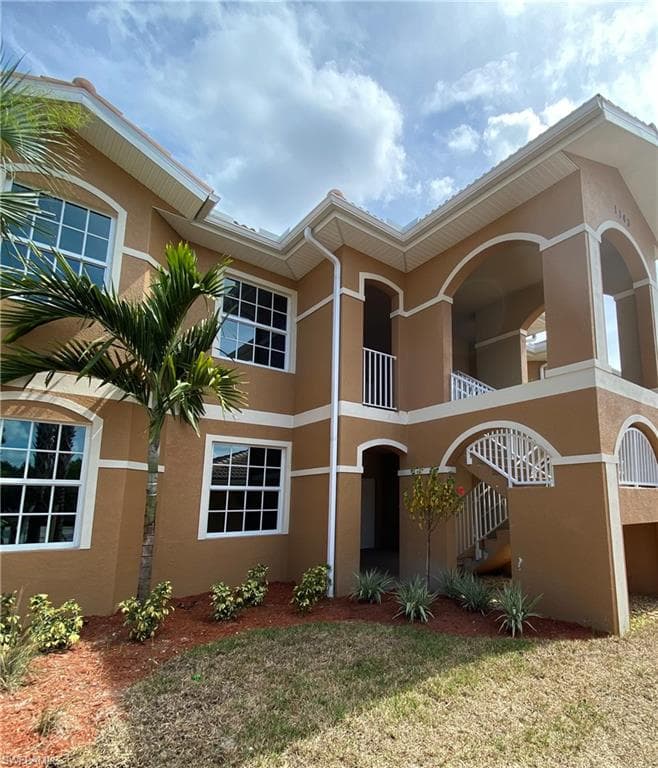 1143 Winding Pines CIR 101 CAPE CORAL, FL 33909