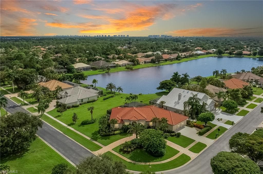 2084 Imperial CIR NAPLES, FL 34110