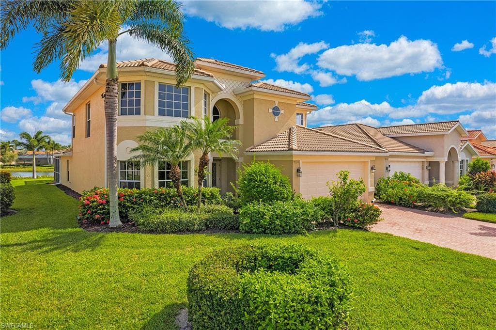 9314 La Bianco ST ESTERO, FL 33967
