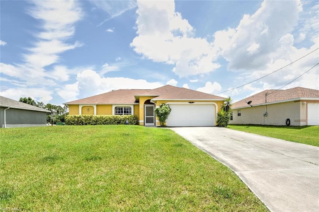 904 NE 32nd ST CAPE CORAL, FL 33909