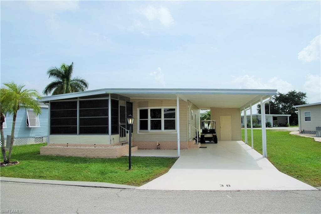 38 Nicklaus BLVD NORTH FORT MYERS, FL 33903
