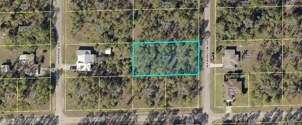 1403 E Washington AVE LEHIGH ACRES, FL 33972