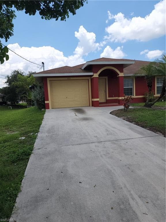 4525 26th ST SW 4527 LEHIGH ACRES, FL 33973