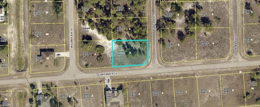 846 Bianca AVE S LEHIGH ACRES, FL 33974