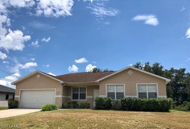 3711 19th ST SW LEHIGH ACRES, FL 33976