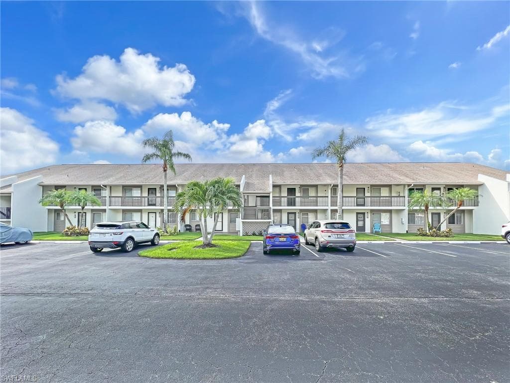 13090 White Marsh LN 104 FORT MYERS, FL 33912