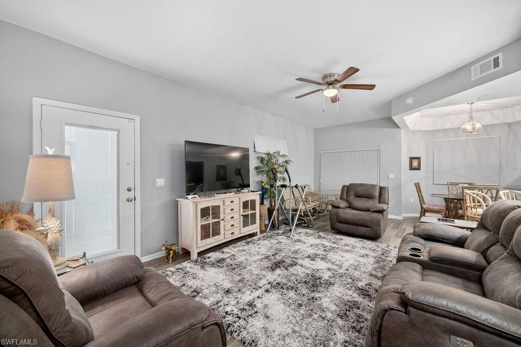 5160 Park RD 1 FORT MYERS, FL 33908