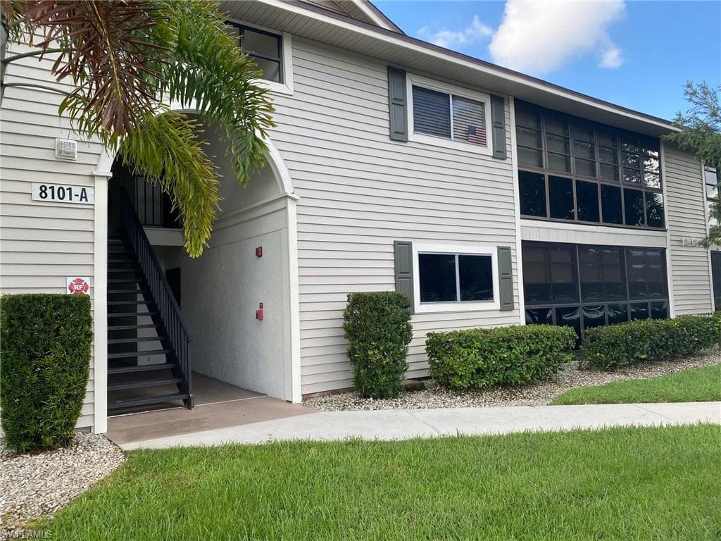 8101 S Woods CIR 4 FORT MYERS, FL 33919