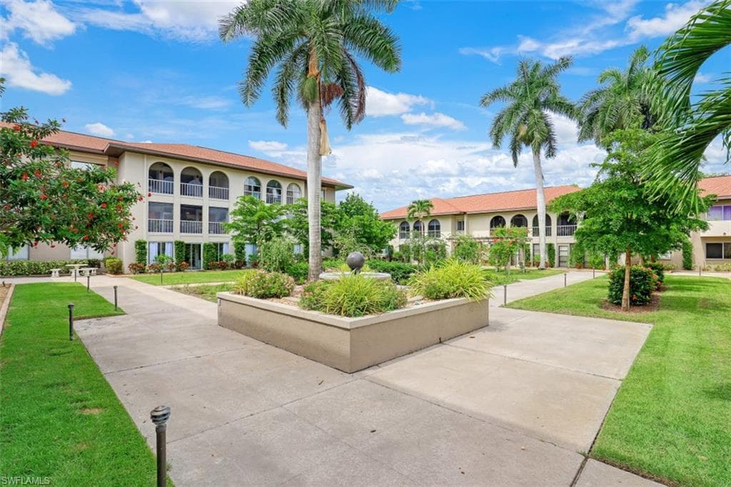 6104 Whiskey Creek DR 202 FORT MYERS, FL 33919