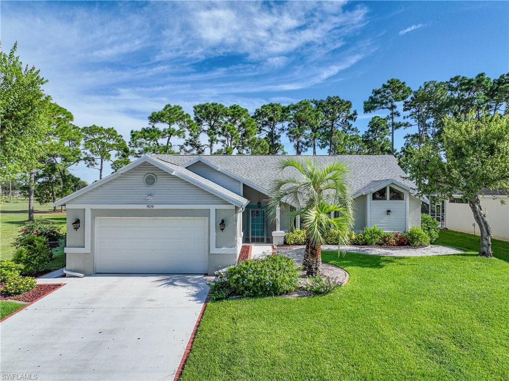 909 SW 19th LN CAPE CORAL, FL 33991