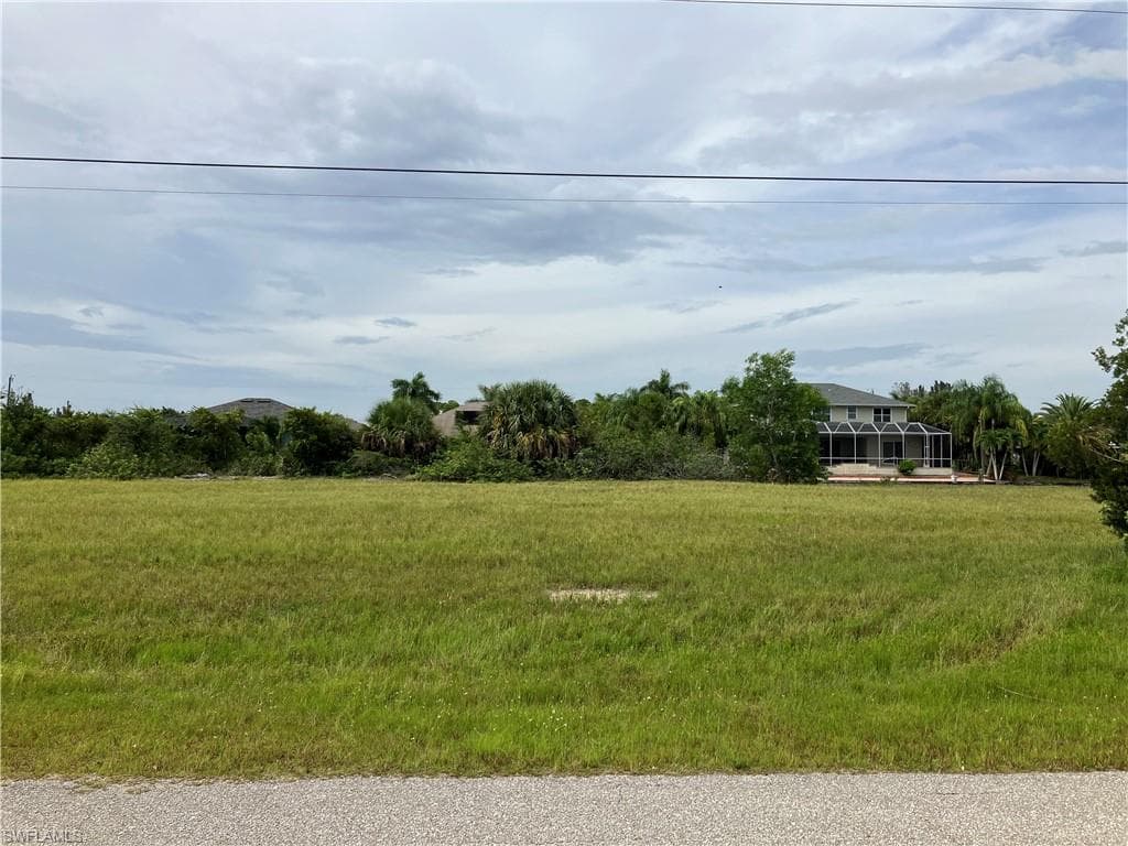 2859 NW 3rd TER CAPE CORAL, FL 33993