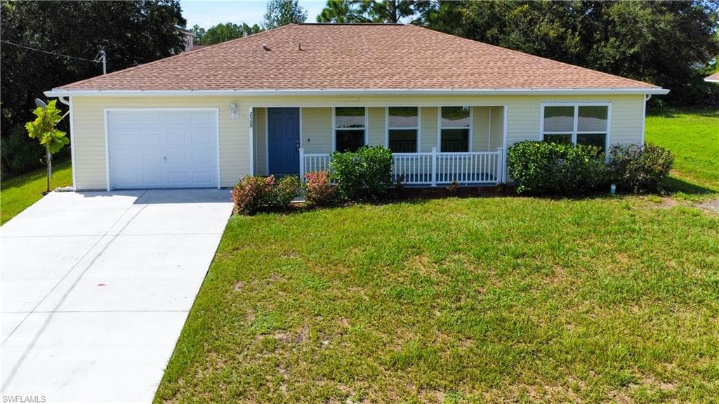 2509 42nd ST W LEHIGH ACRES, FL 33971