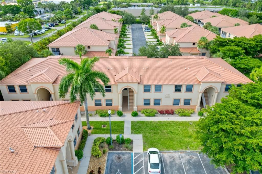 15449 Bellamar CIR 1223 FORT MYERS, FL 33908