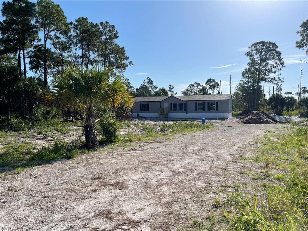 135 N Trebol ST CLEWISTON, FL 33440