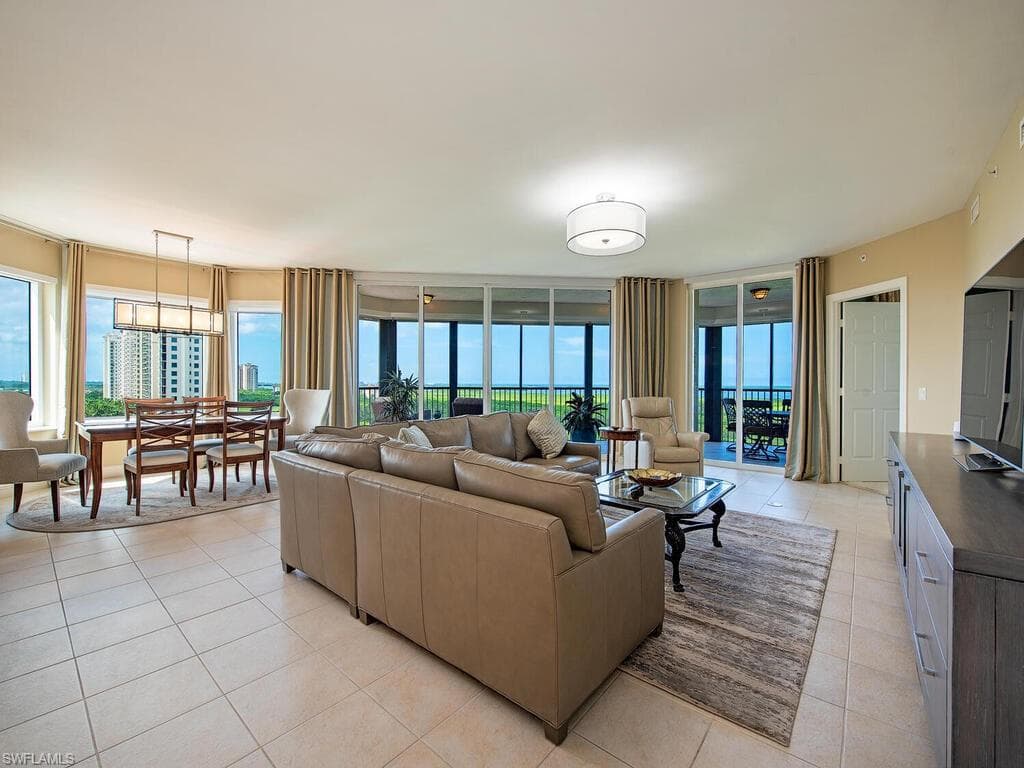 23540 Via Veneto 1101 ESTERO, FL 34134