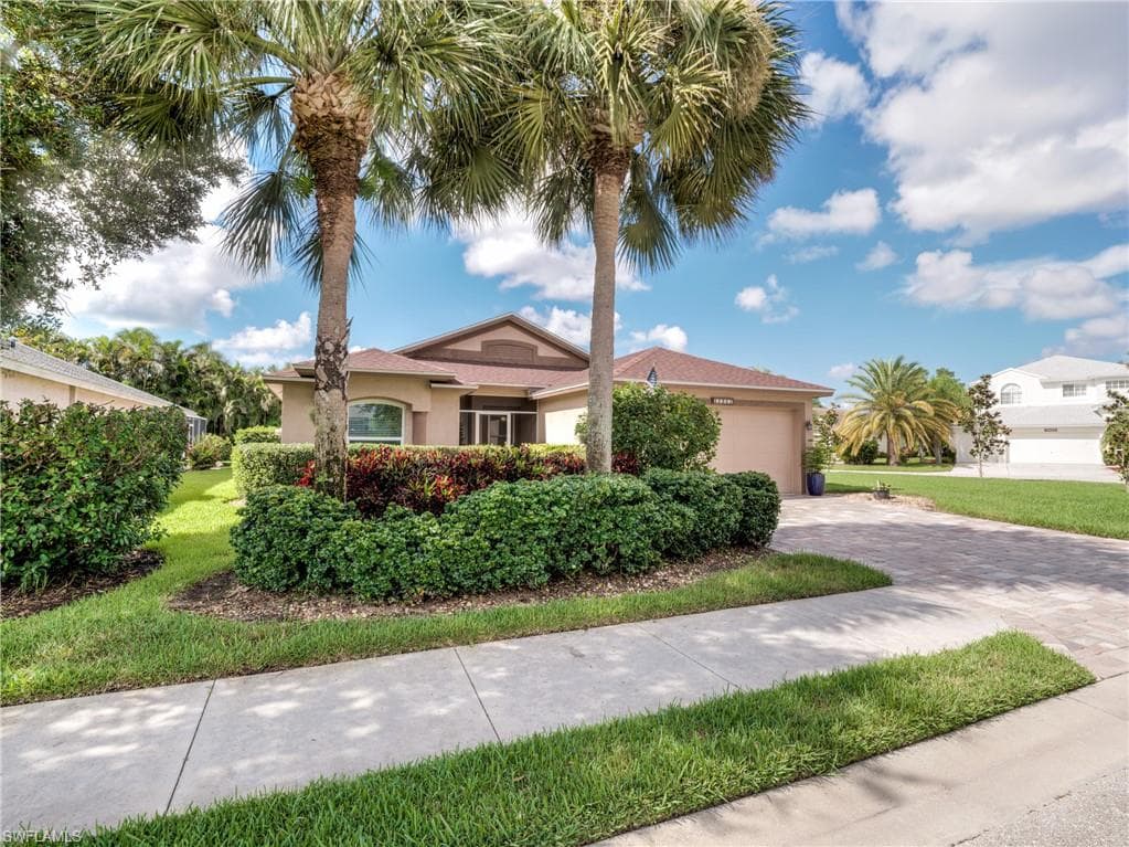 11512 Chaplis LN ESTERO, FL 33928