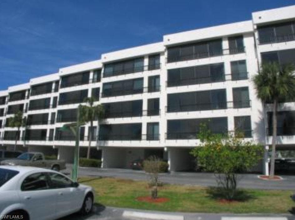 15010 Punta Rassa RD 404 FORT MYERS, FL 33908
