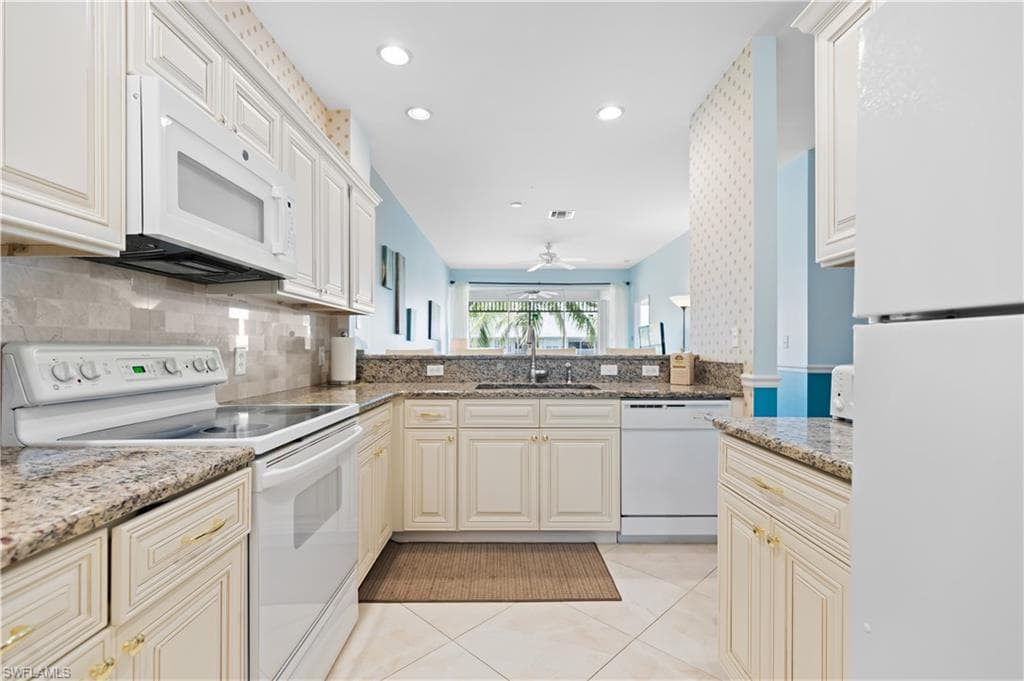 7880 Mahogany Run LN 1623 NAPLES, FL 34113