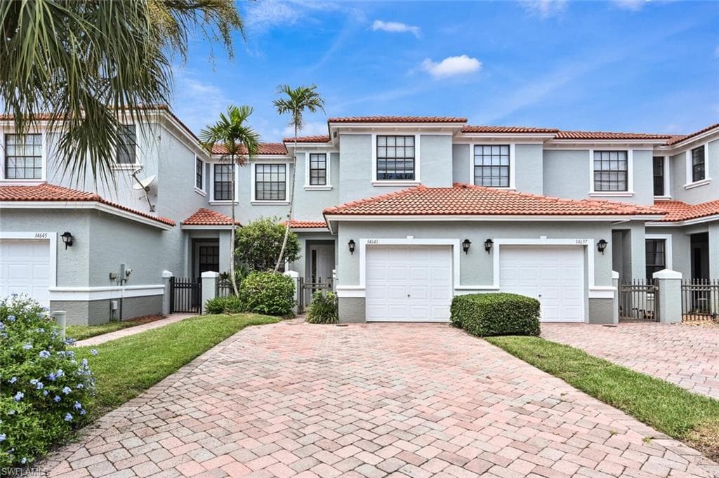 14641 SUTHERLAND AVE NAPLES, FL 34119