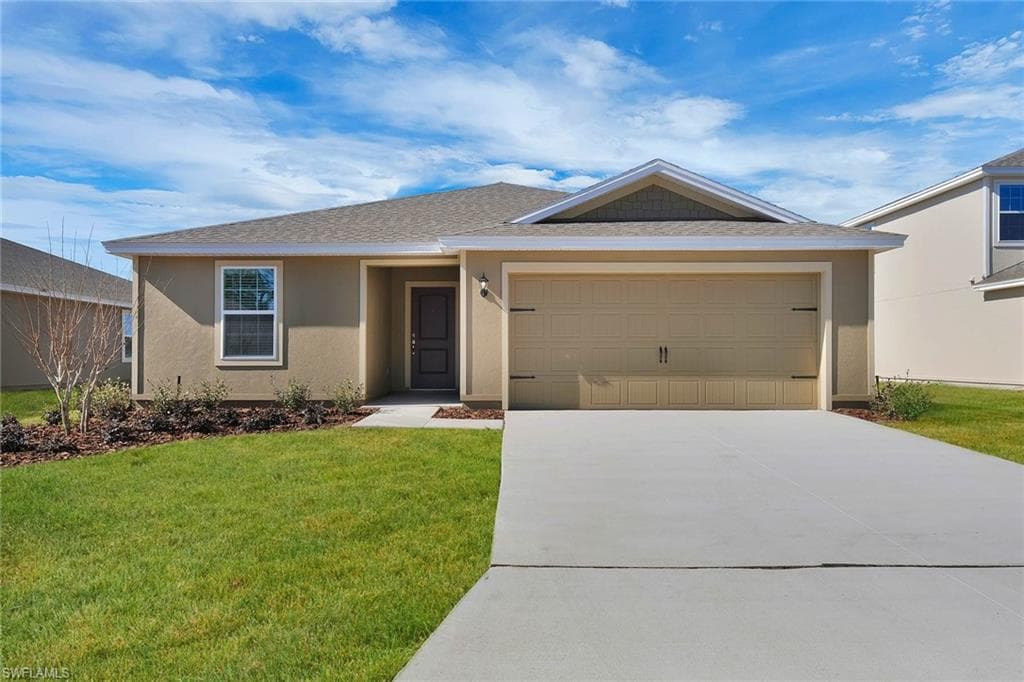 2920 NE 6th PL CAPE CORAL, FL 33909