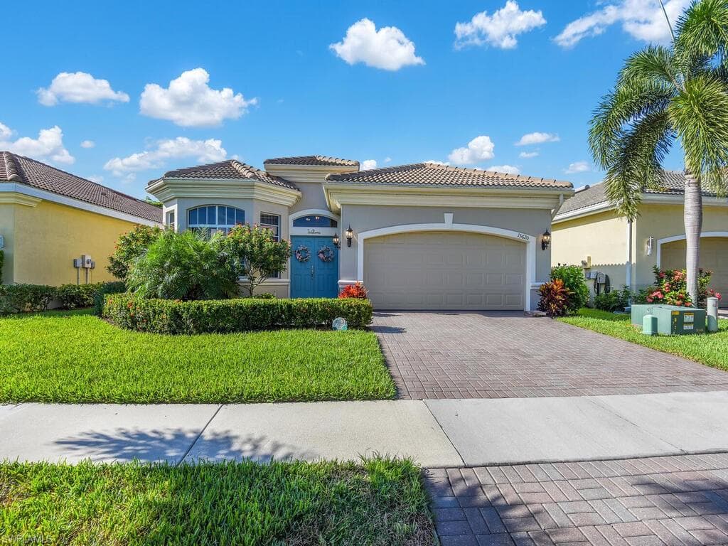 15620 Laguna Hills DR FORT MYERS, FL 33908