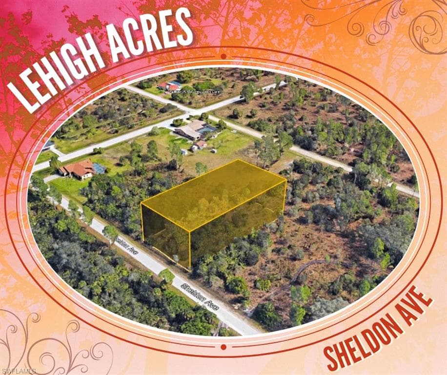 916 Sheldon AVE LEHIGH ACRES, FL 33936