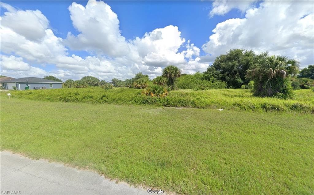 2020 S Montana CIR LABELLE, FL 33935