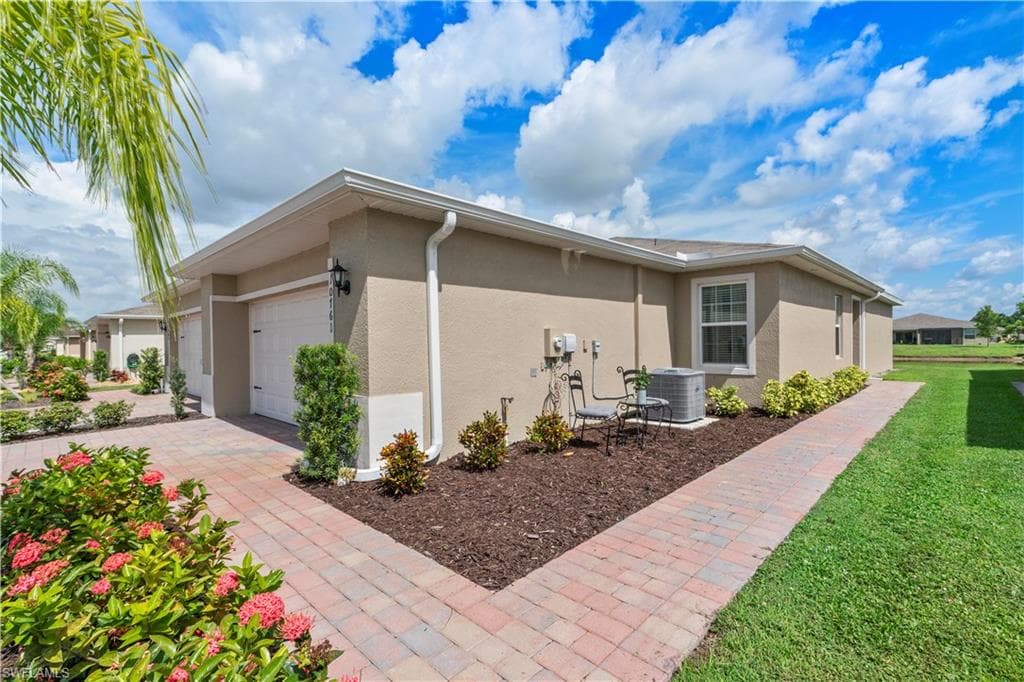10761 Crossback LN LEHIGH ACRES, FL 33936