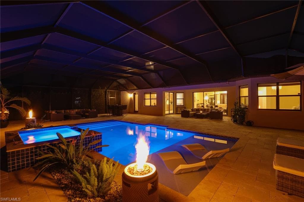9560 Siracusa CT NAPLES, FL 34113