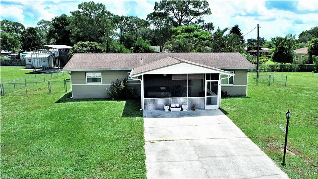 12 Massachusetts RD LEHIGH ACRES, FL 33936
