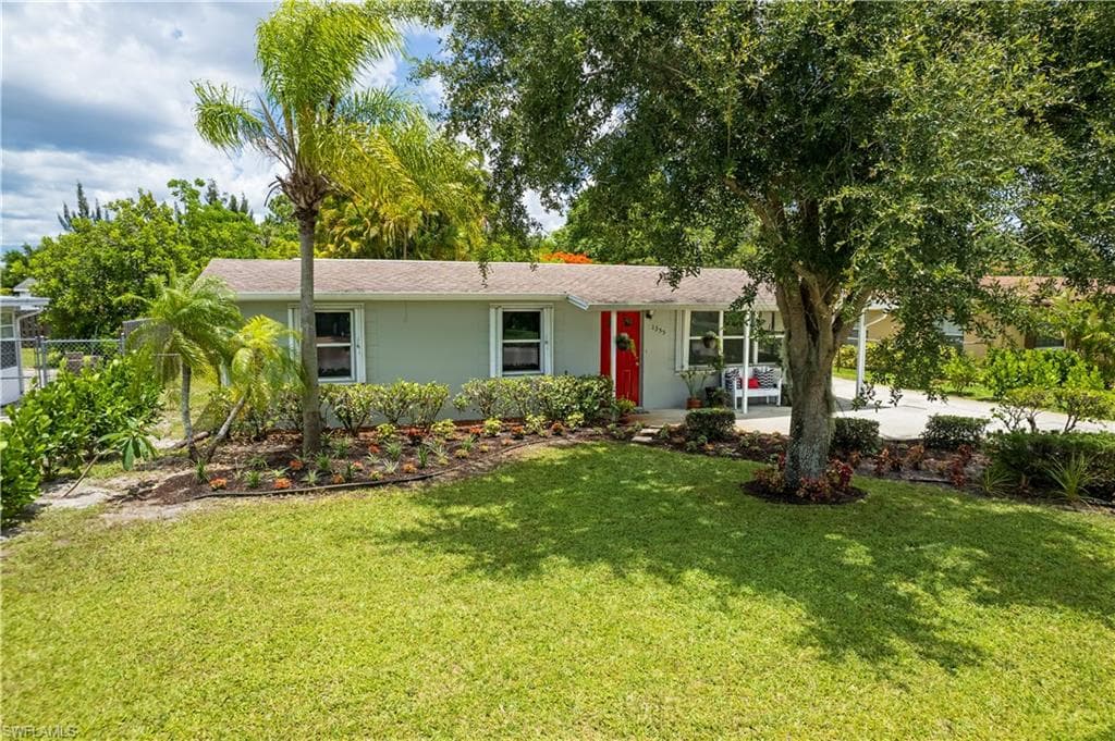 1355 Rordon AVE NAPLES, FL 34103