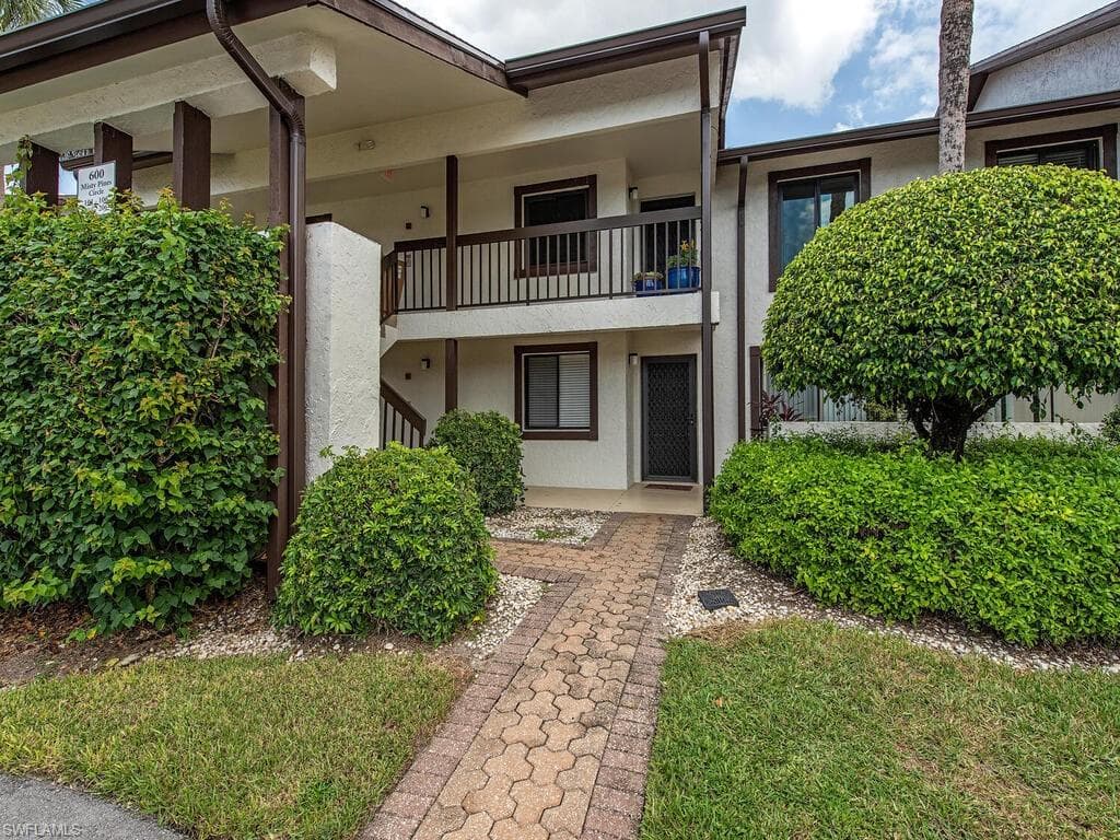 600 Misty Pines Circle F-104 NAPLES, FL 34105