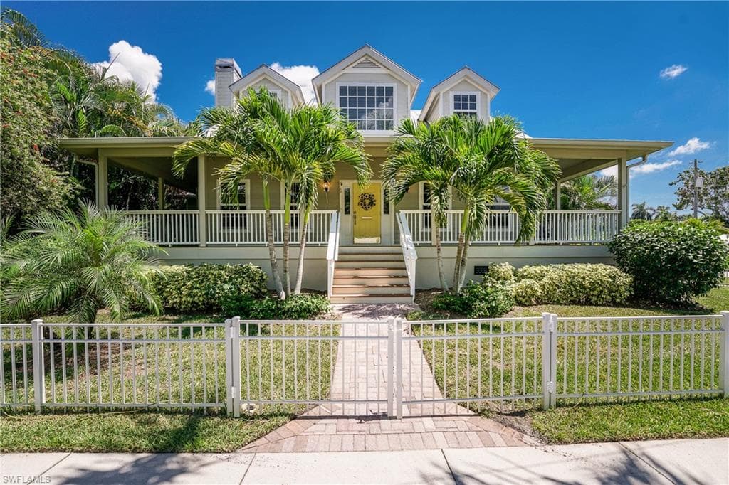 629 Trabue AVE PUNTA GORDA, FL 33950