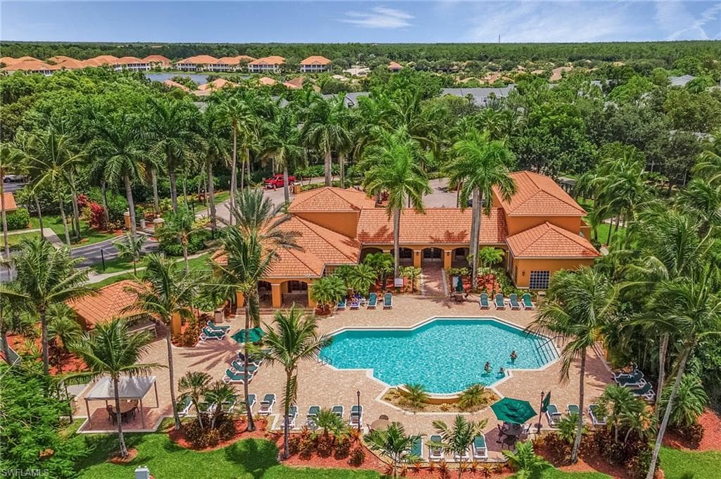 1170 Wildwood Lakes BLVD 206 NAPLES, FL 34104