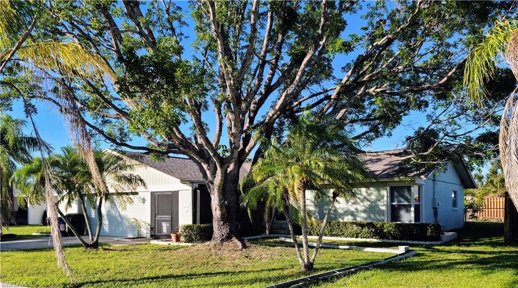 870 Adelphi CT FORT MYERS, FL 33919