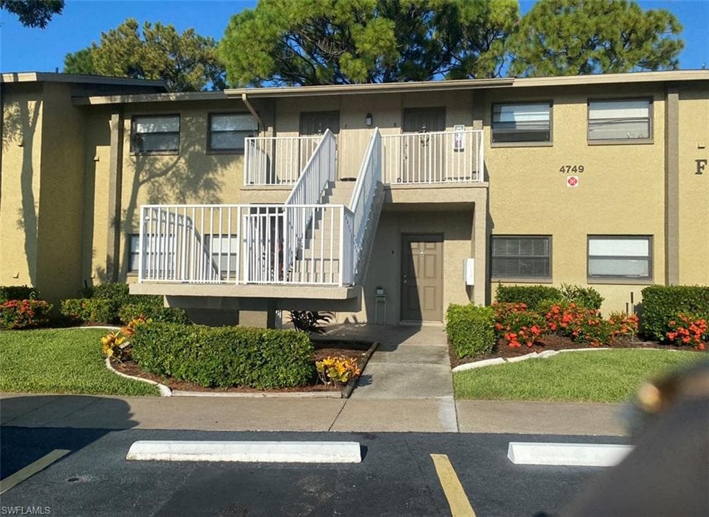 4777 Orange Grove BLVD 7 NORTH FORT MYERS, FL 33903
